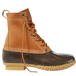 Women's 8"Bean Boot size 9.  Narrow AA